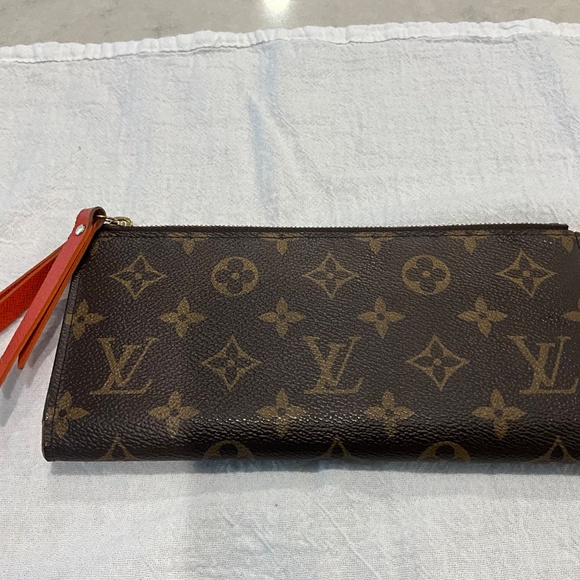 Louis Vuitton Adele Wallet - Picture 2 of 9